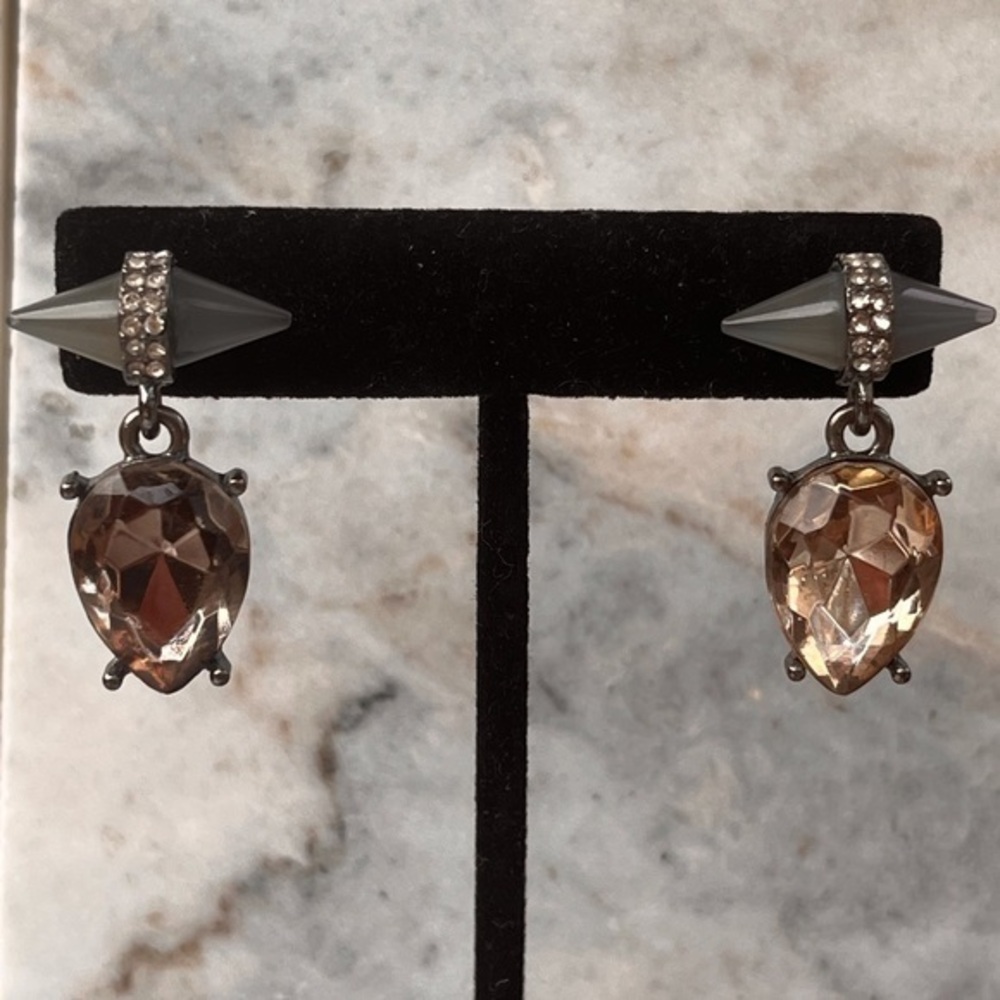 Vintage Art Deco earrings - Picture 2 of 6